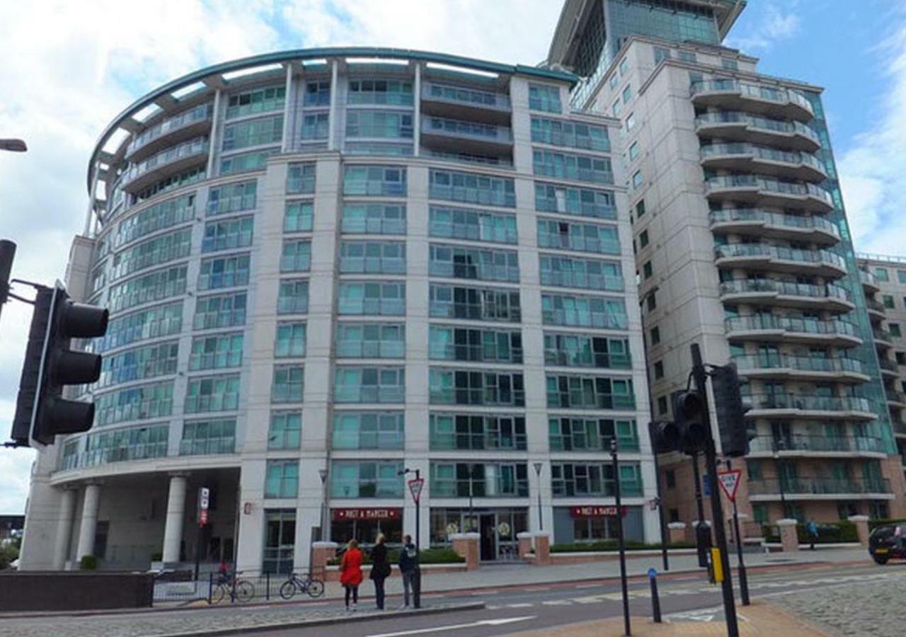 Aquarius At St. George Wharf Apartman London Kültér fotó